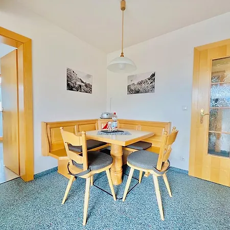 Haus Eggensberger Apartment *
