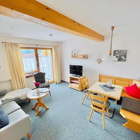 Haus Eggensberger * فيشن