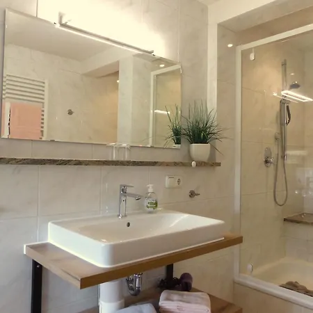 Haus Eggensberger شقة فيشن